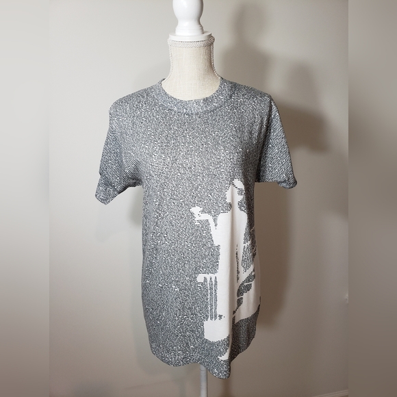Lithographs Tops - Lithographs brand The Great Gatsby literature tshirt, size M unisex.